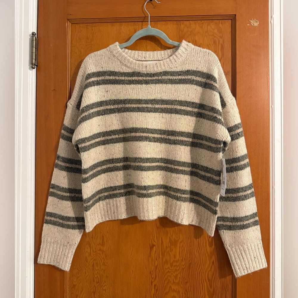 NWT Spiritual Gangster Women’s Wilder Stripe Crop Sweater Size Medium